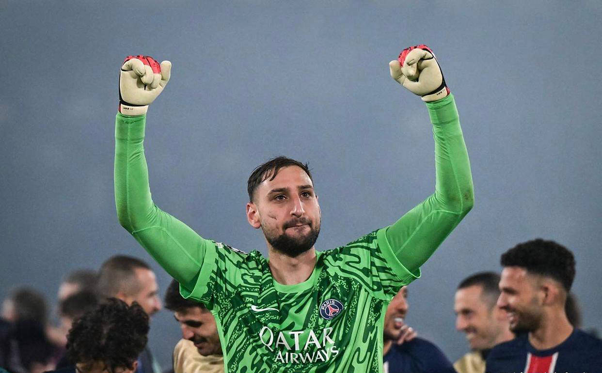 26岁欧洲冠军门将困境：无球可踢合同陷僵局